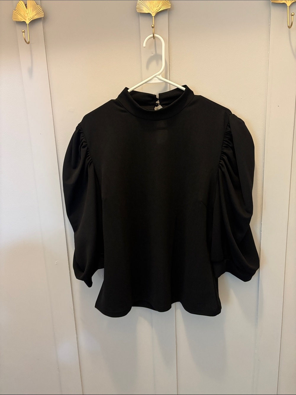 SHEIN Black Puff-Sleeve Mock Neck Top